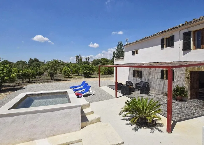 Landhaus Mit Schonen Blick Und Pool In Inca